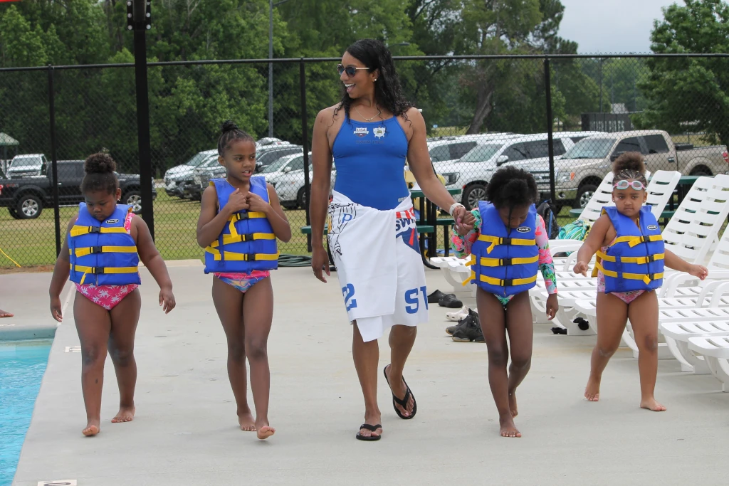 Maritza with Children